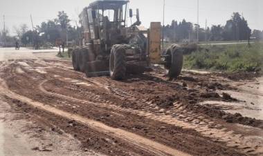 Trabajo de mantenimiento en el centro y barrios de Cañuelas