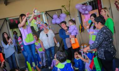 Festejos por el 2º aniversario del Jardín Maternal Municipal de Santa Anita
