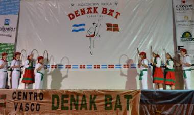 14° Encuentro de Dantzaris "Aberri Eguna"