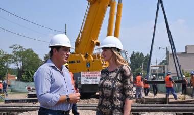 Marisa Fassi recorrió el avance de obra del paso bajo nivel de calle Azcuénaga–Vicente Casares