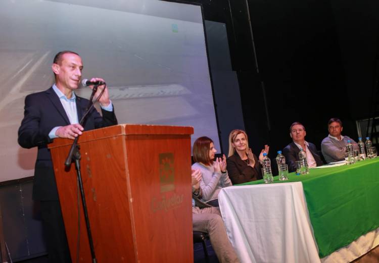 Presentación de la primera etapa del Mercado Agroganadero