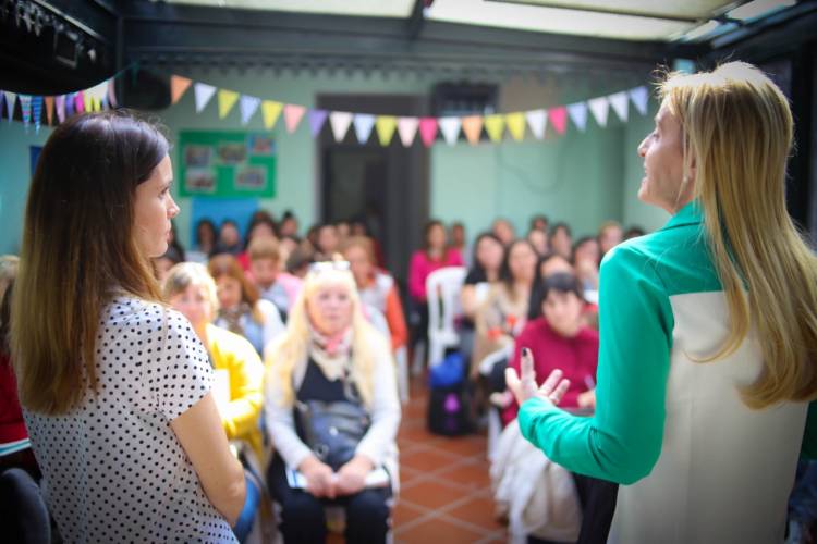Marisa Fassi acompañó el comienzo de la Diplomatura de Género yTerritorio