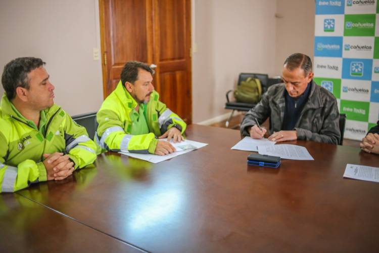 Arrieta concretó la llegada de las unidades SAME para Cañuelas