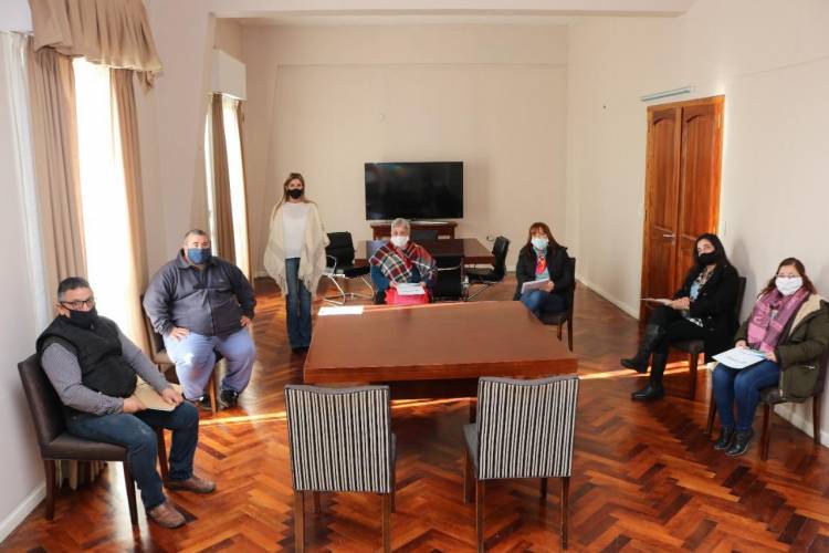 Eximición de tasas para taxis y remises de Cañuelas