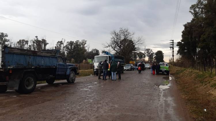 Secuestraron tres camiones que transportaban vidrio molido de forma clandestina en Máximo Paz