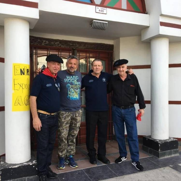 "Carpito” Makuch y Mariano Mazzanti ya viajan rumbo al mundial de mus