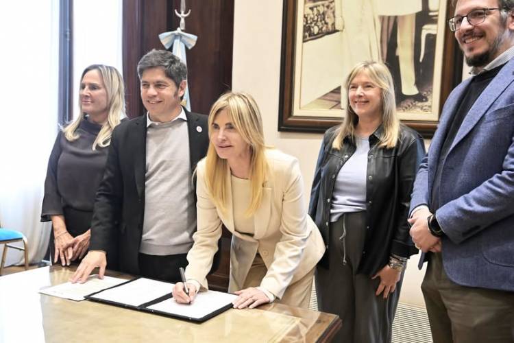 Marisa Fassi firmó nuevo convenio leasing con Kicillof y Cuattromo 