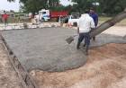 Avanza la construcción del playón en el barrio Guzzetti