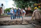 La intendenta visitó las obras de construcción de cordón cuneta y asfalto