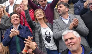 Arrieta y Fassi compartieron el primer acto público, Con Cristina y Alberto -"Les Fernández"- en Merlo