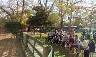 Festejo patrio en “Amigos siempre Amigos”