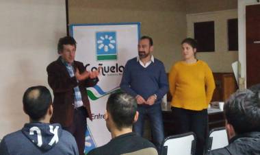 Presentan nueva oferta universitaria de Ingeniería Industrial en Cañuelas