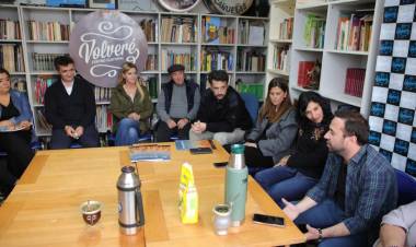 Todos Unidos Triunfaremos