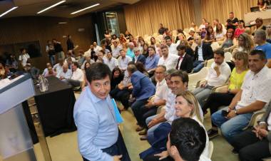 Marisa Fassi en la presentación a intendentes de la Tarjeta Alimentar