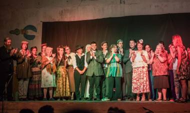 Noche de teatro en el Instituto Cultural Cañuelas