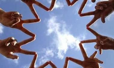 No sumemos más dolor QUEDATE EN CASA