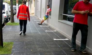 La calle Libertad permanecerá cerrada en la zona bancaria y comercial.