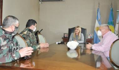 La intendenta se reunió con las autoridades de la Policía Rural