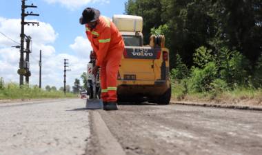 Dio inicio la repavimentación de la calle Almirante Brown