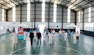 La Intendenta Marisa Fassi visitó el nuevo centro vacunatorio