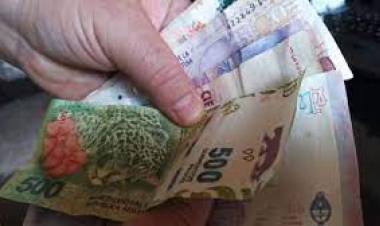 La intendenta otorgó un bono a los municipales hasta tanto se resuelva la paritaria