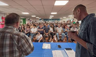 Gustavo Arrieta encabezó el Plenario del PJ misionero en busca del reordenamiento político