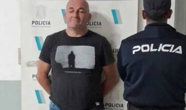 Detuvieron a un concejal de La Libertad Avanza por circular con un auto con pedido de captura