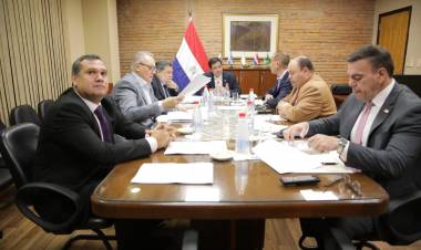 El diputado Parlasur Gustavo Arrieta continúa con una intensa agenda en Paraguay