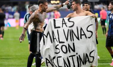Argentina venció a Inglaterra y es finalista nuevamente