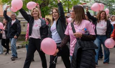 ROTARY CLUB CAÑUELAS REALIZÓ UNA NUEVA CAMINATA PARA CONCIENTIZAR SOBRE EL CÁNCER DE MAMA