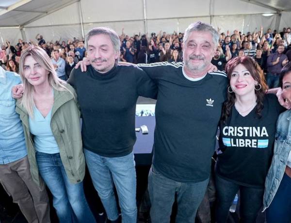 Máximo Kirchner visitó Cañuelas y cerró el acto del Día del Trabajador