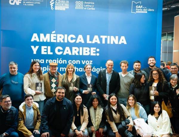 MARISA FASSI PARTICIPÓ DE UN PANEL SOBRE EL LEGADO DEL PAPA FRANCISCO EN LA FERIA DEL LIBRO