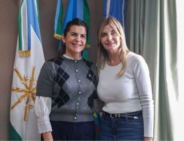 La intendenta Marisa Fassi recibió a su par de Moreno, Mariel Fernández