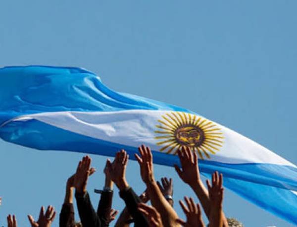 SIN PATRIA NO HABRÁ PUEBLO