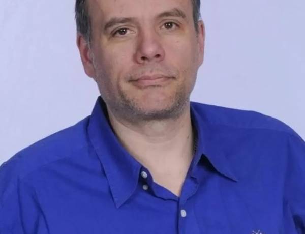 Daniel Avellaneda: El director de "El Ciudadano", exhibe su costado más retrógrado