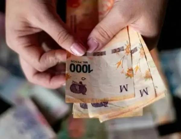 La generación del día 20: el 72 % los menores de 40 años se queda sin ingresos antes del fin de mes y el 60,9 % se tuvo que endeudar