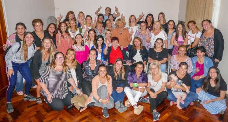 Mujeres de la comunidad planificaron las primeras actividades conjuntas con el Municipio