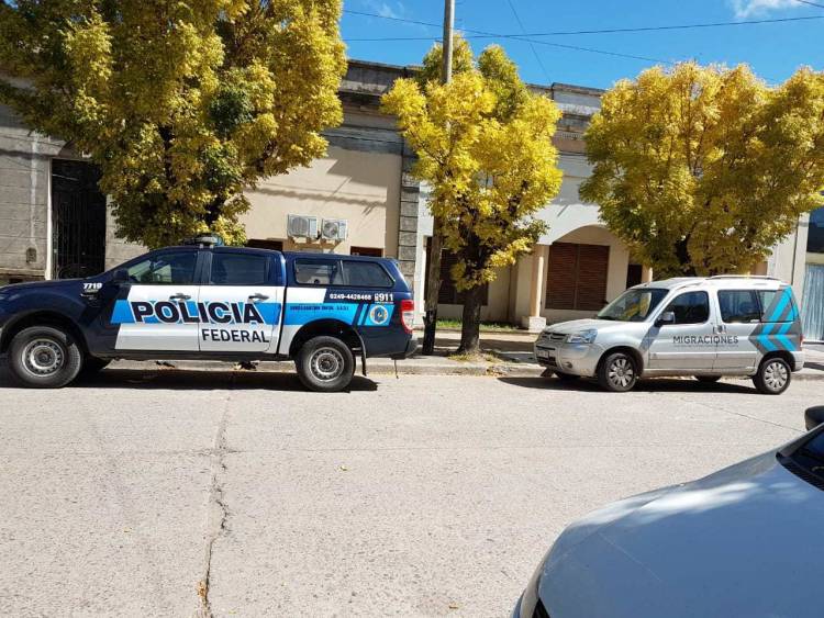 Espectacular allanamiento en local comercial de Cañuelas