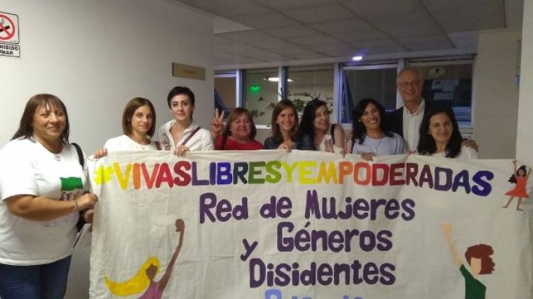 “El hambre no puede esperar” La Red de Mujeres  y Géneros  Disidentes de Cañuelas llevó la problemática de la alimentación  al Congreso de la Nación