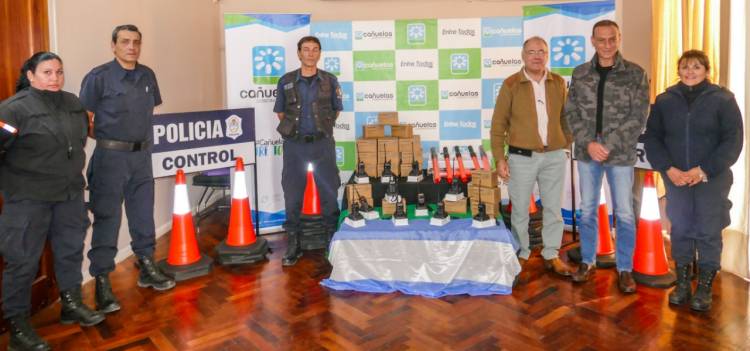 El municipio equipó de handies y otros recursos materiales a las Fuerzas de Seguridad y Prevención