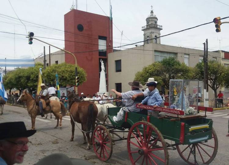 ​El Desfile y Festival de la Patria contará además con una exposición de artesanos