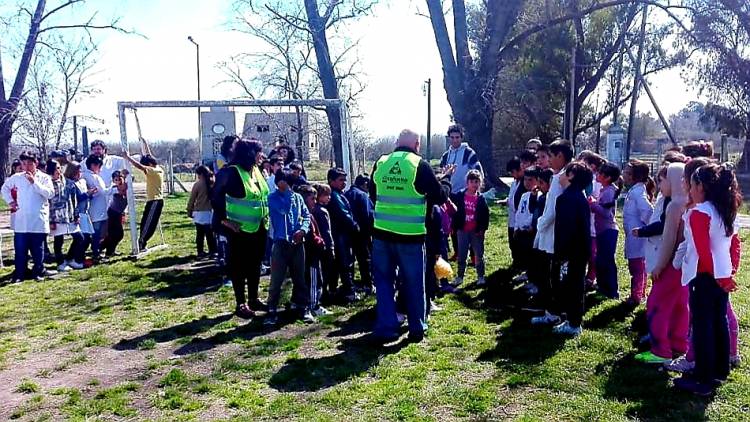 Jornada de prevención y plan de evacuación en escuelas primarias