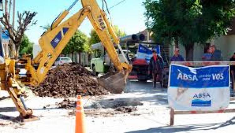 El Municipio presiona a ABSA por la la obra en la calle 25 de Mayo 