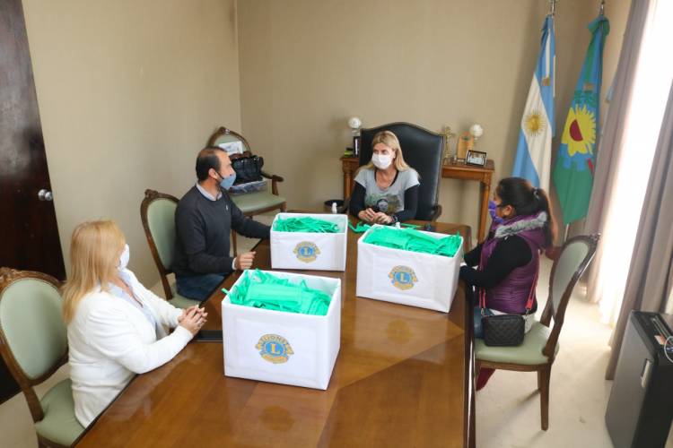 Nueva entrega solidaria de barbijos al Municipio