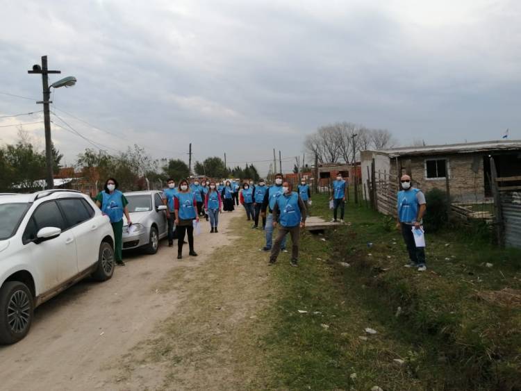 COVID-19: Funcionarios y concejales en campaña de concientización barrial