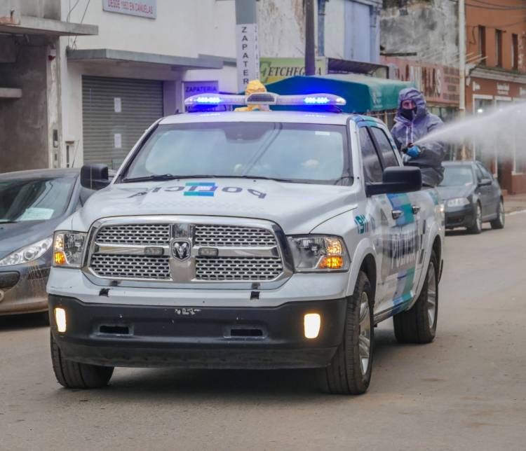 Operativo de desinfección de la Policía Ecológica