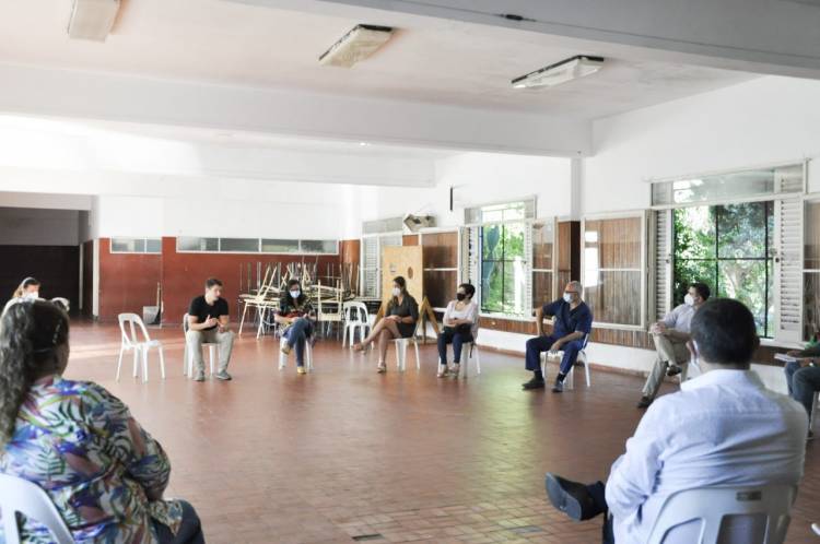 COVID-19: Reunión para coordinar el inicio del operativo de vacunación