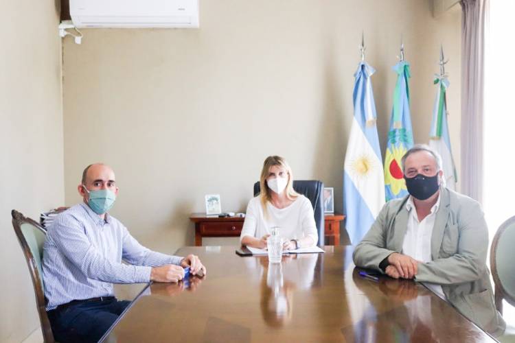 Reunión entre la intendenta y empresarios interesados en invertir en Cañuelas