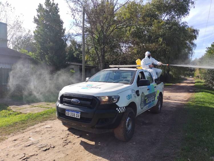 Importante operativo de desinfección en el corredor de la Ruta 205