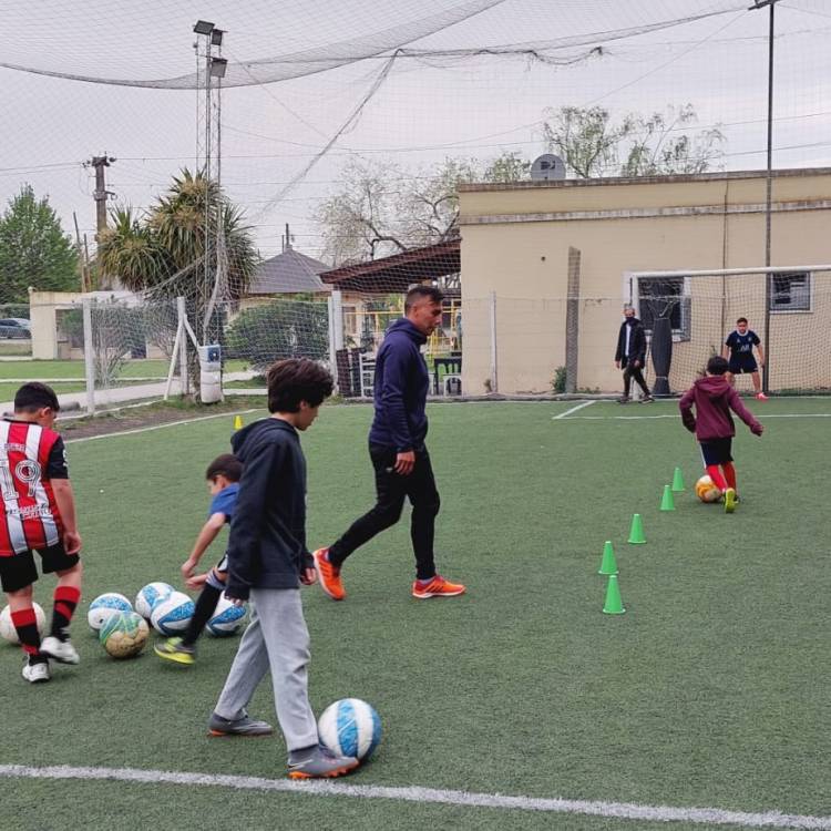 Se inicia la actividad de la escuela municipal de fútbol